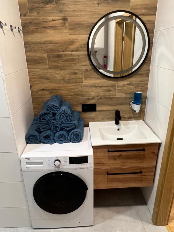 Wood Apartment カトヴィツェ エクステリア 写真